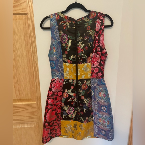 Alice + Olivia Malin Patchwork Dress (size 8, but fits like a size 6) - Picture 5 of 8